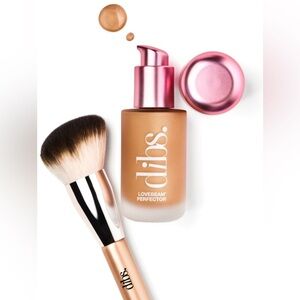NWOT Dibs Lovebeam Blurring and Glowing Skin Perfector in “Love Triangle”